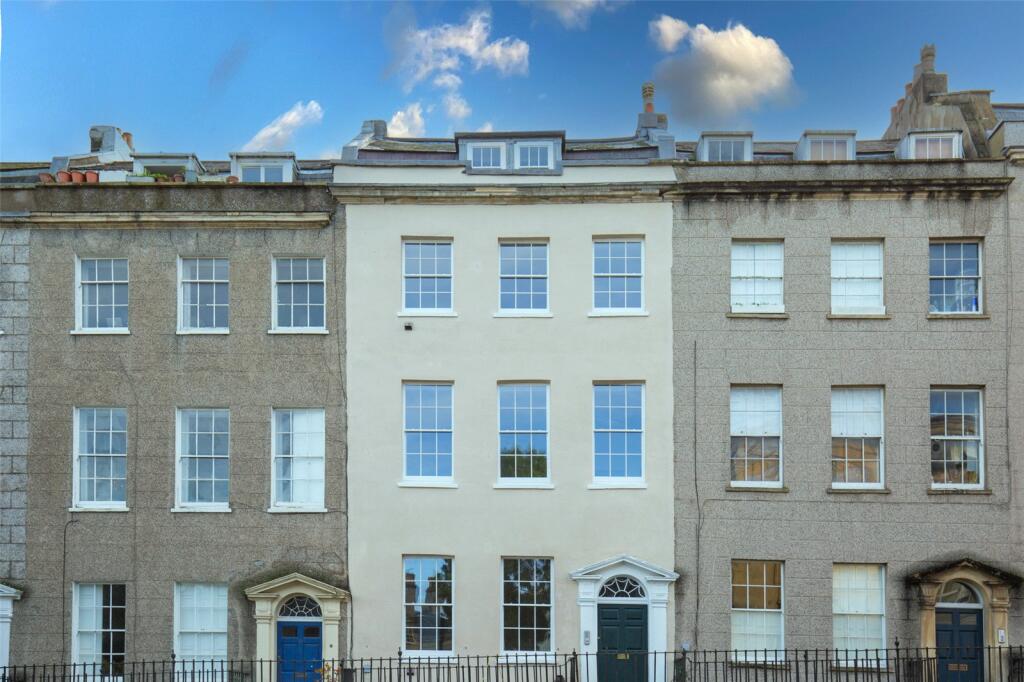 10 and 12 Richmond Terrace, Clifton — the terrace exterior.